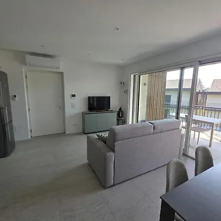 Luxury Flat With Terrace In With Pool