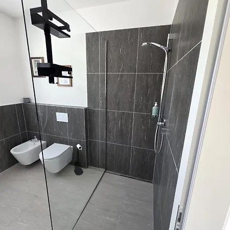 Luxury Flat With Terrace In With Pool